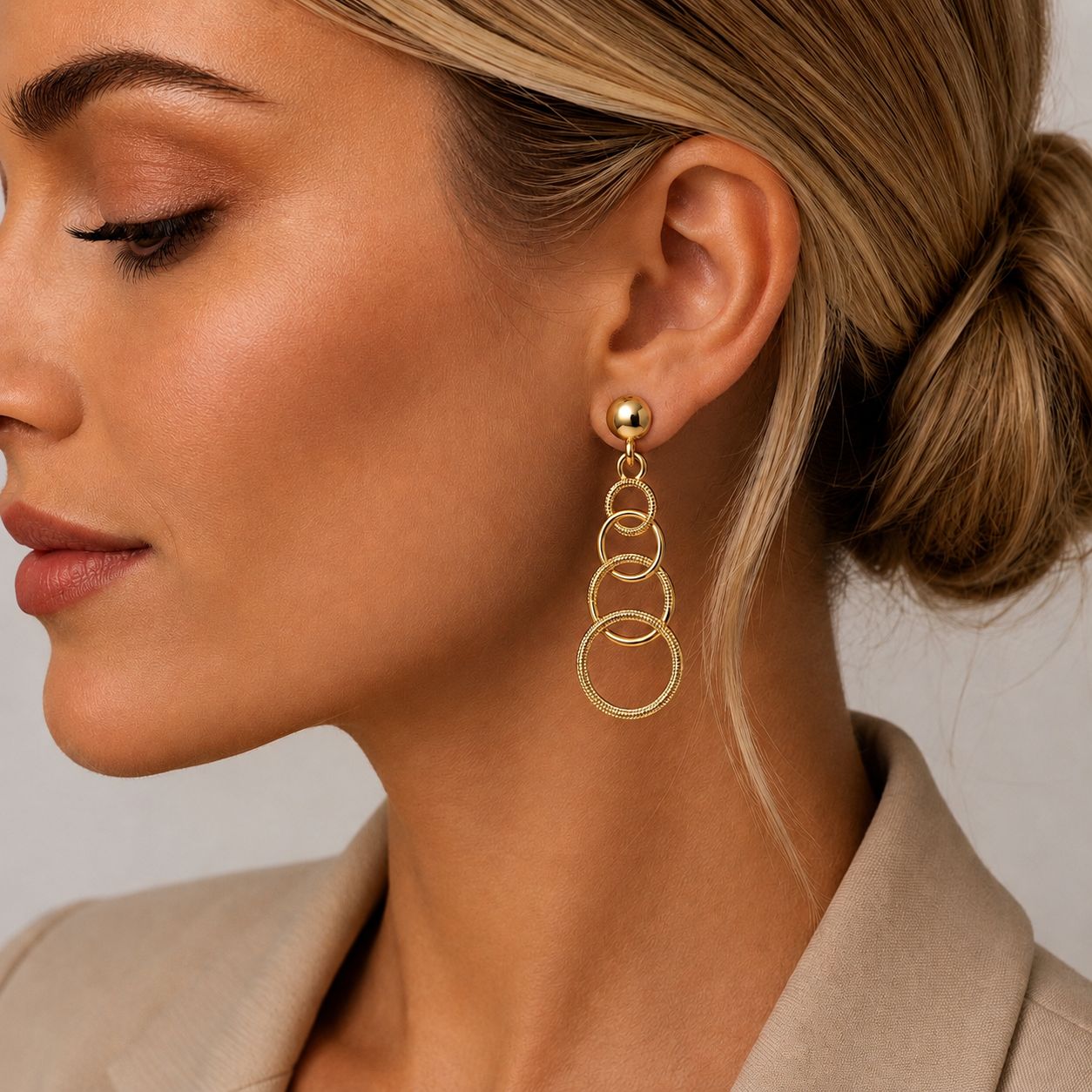 Aros Golden Orbit con Baño de Oro 18K.