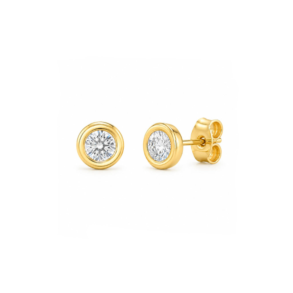 Aros Punto de Luz Diamanté con Baño de Oro 18K.