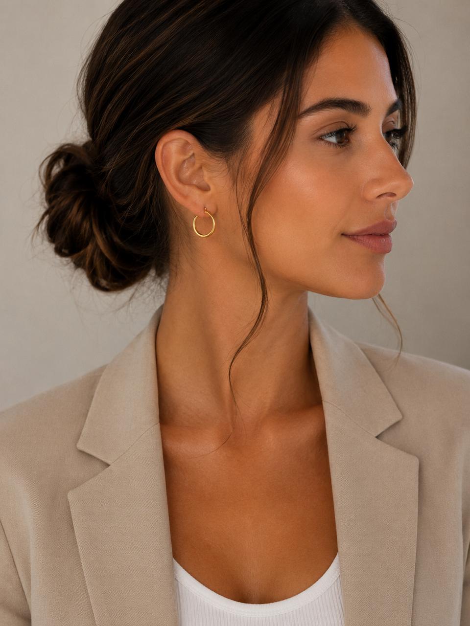 Aros Bold Classic Hoops con Baño de Oro 18K