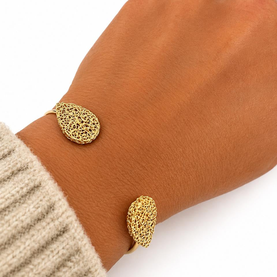 Brazalete Golden Leaves con Baño de Oro 18K.