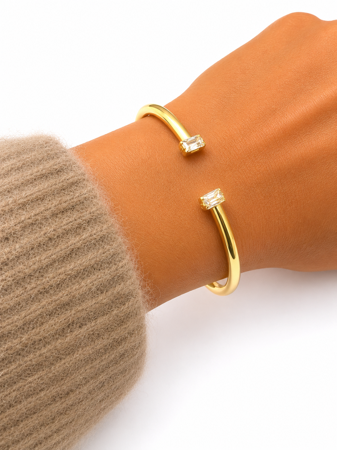 Brazalete Classic Glow con Baño de Oro 18K