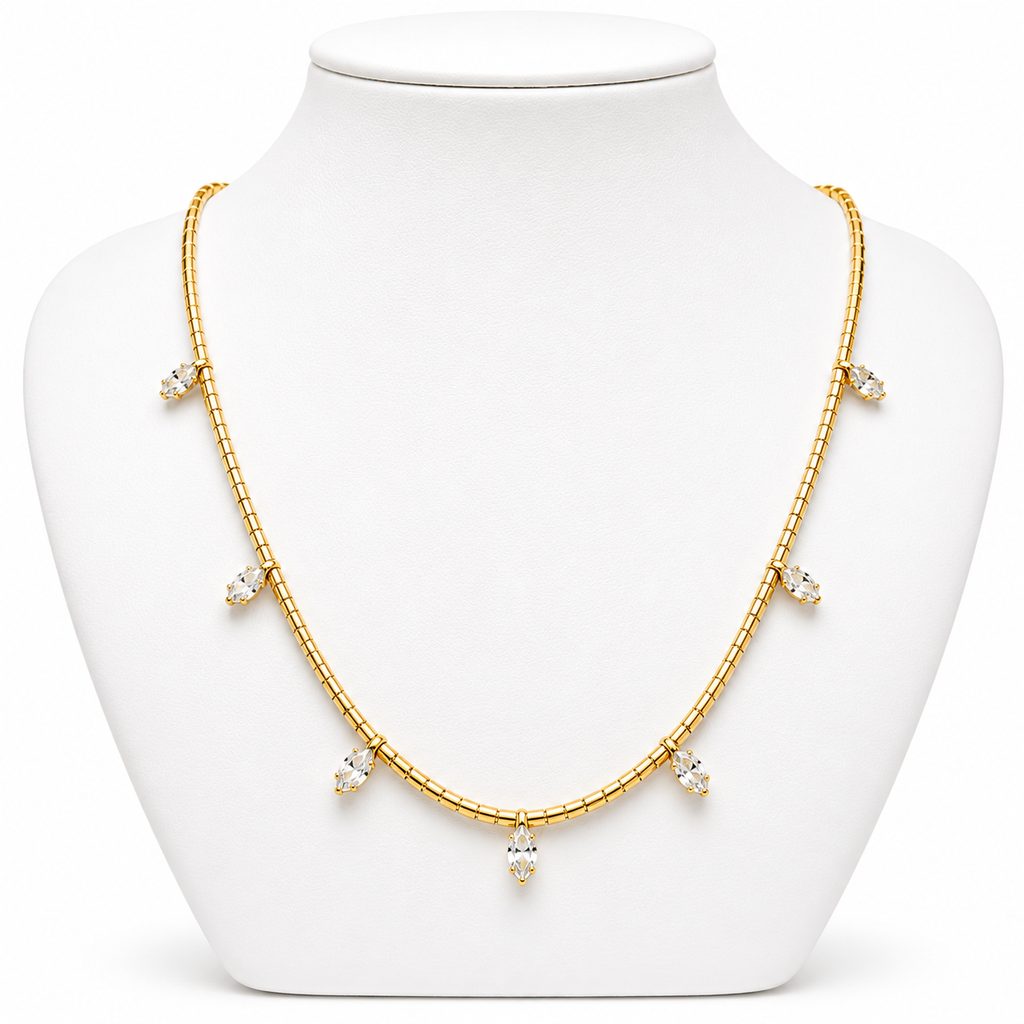 Collar Dorado 66-2217-60CM con Baño de Oro 18K sobre fondo blanco