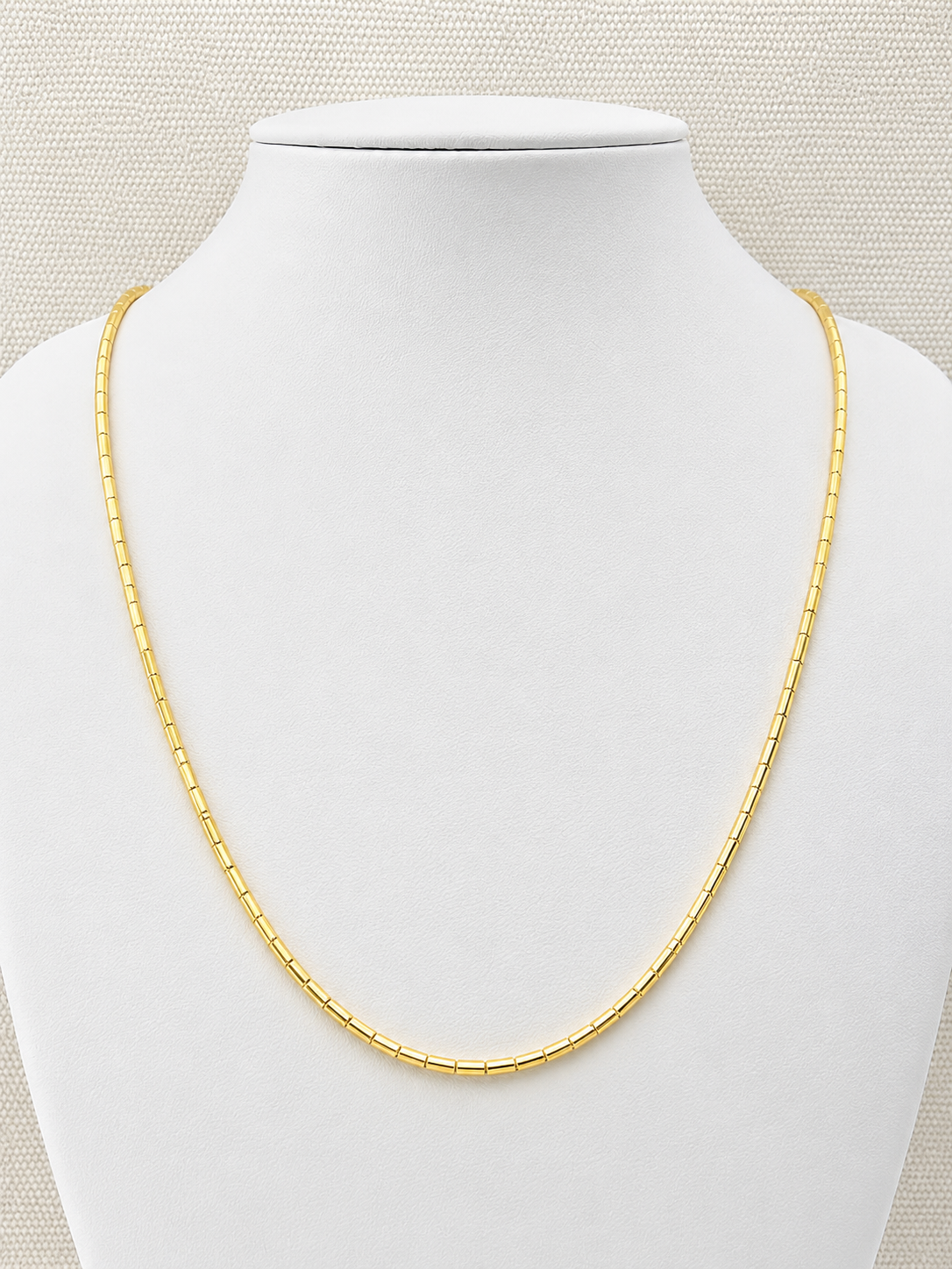 Collar Golden Structure dorado baño oro 18K Alenza