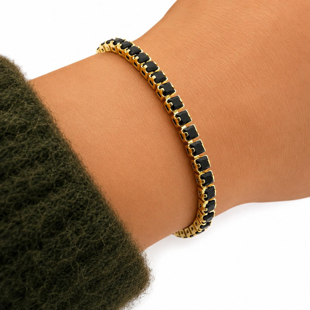 Pulsera Tennis Noir Élégance con Baño de Oro 18K.